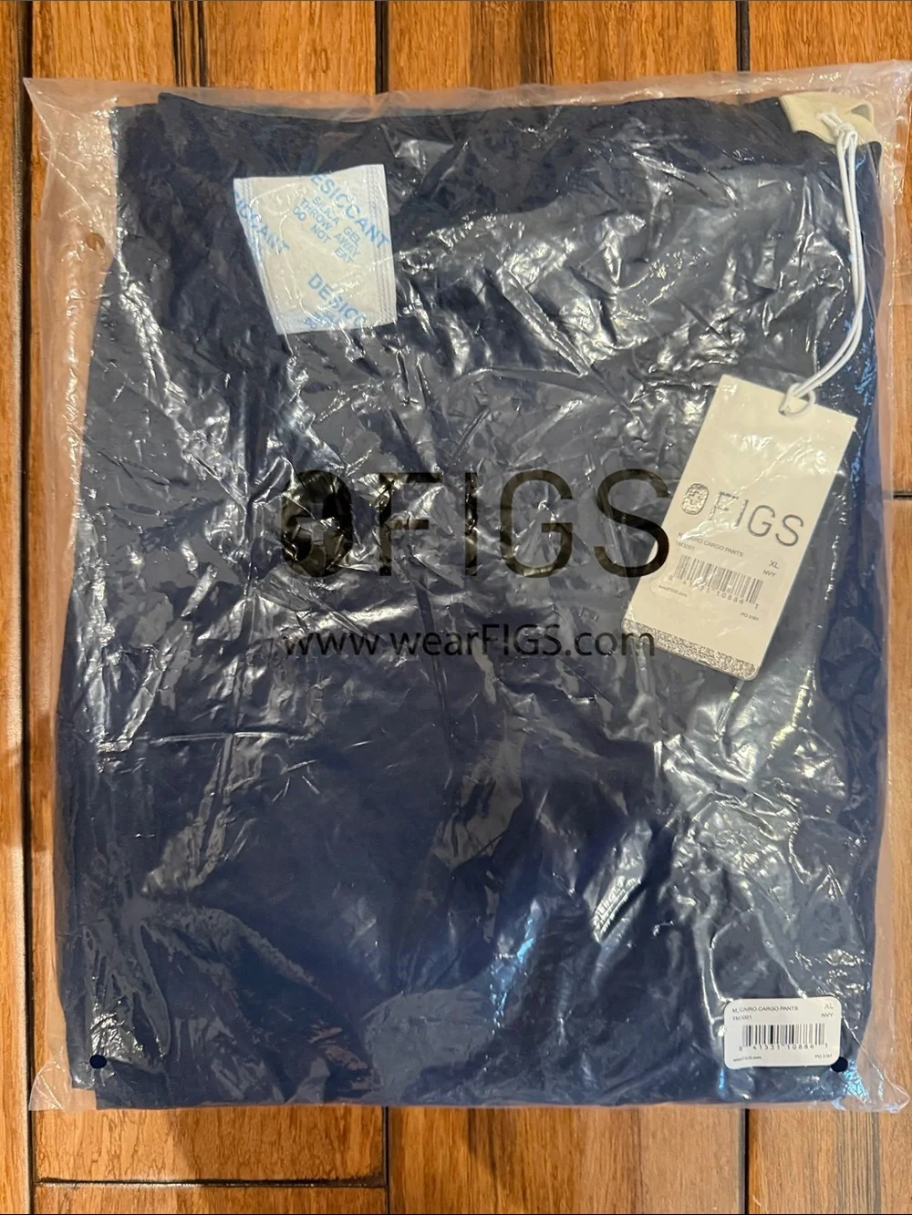 NWT Figs Men’s Navy Blue Cairo Cargo Straight-Leg Scrub Pants Size XL